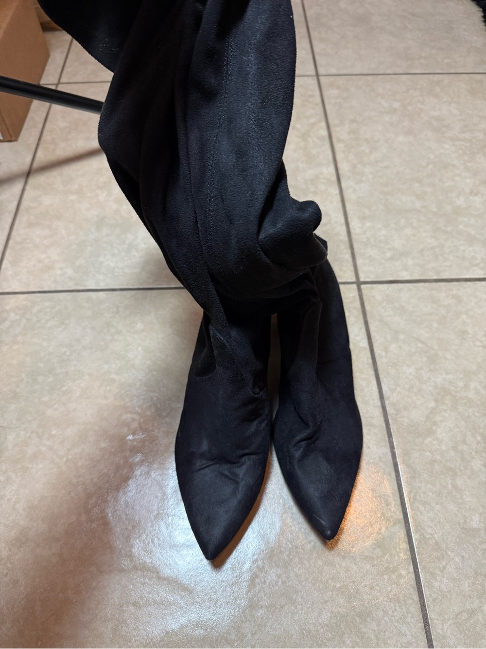 Women's Black Pointed Toe Knee Boot - Picture 5 of 6